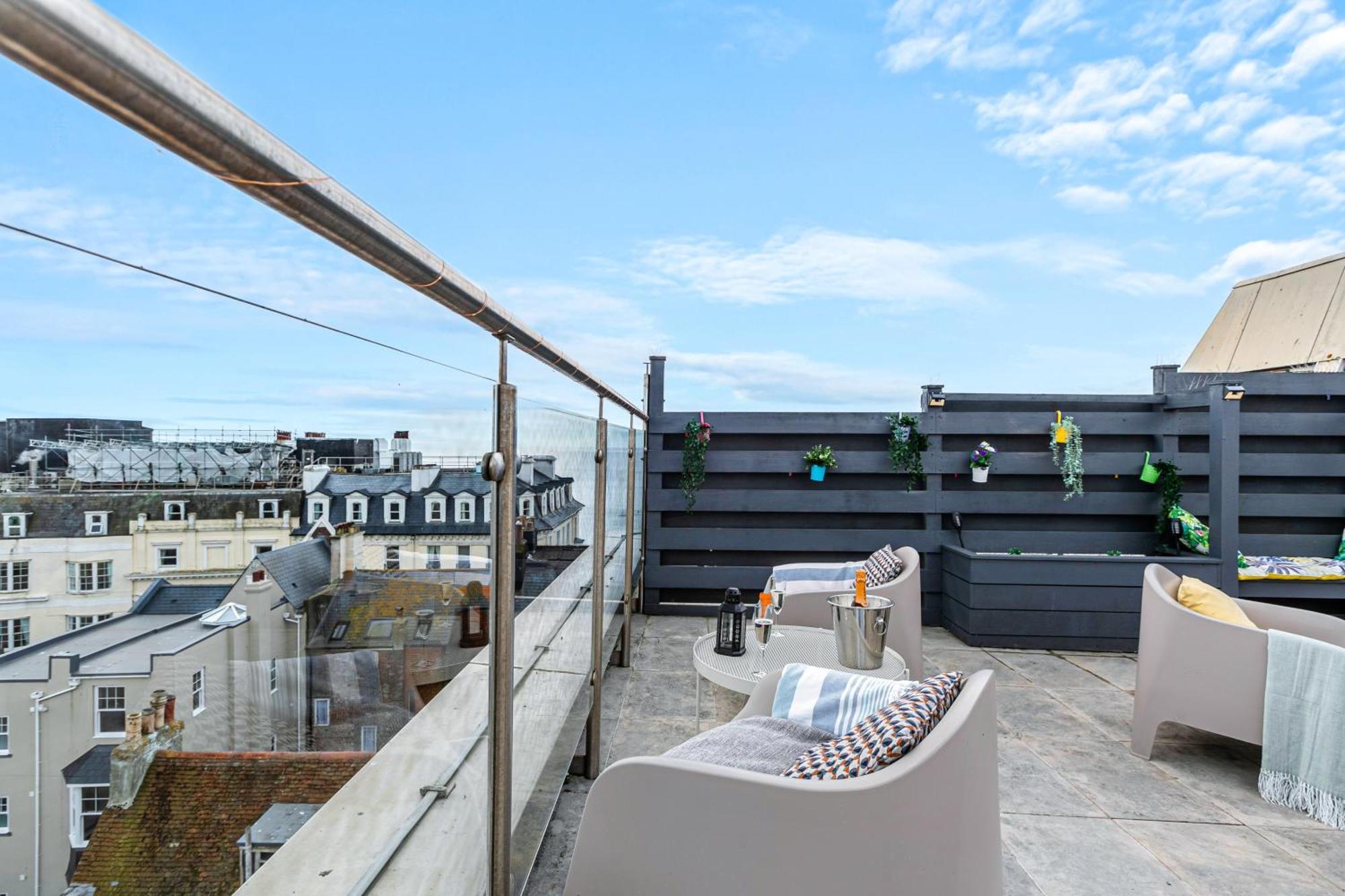 Airhost'S Brighton'S Best Green Diamond Escape With Sea Views Apartment Екстериор снимка