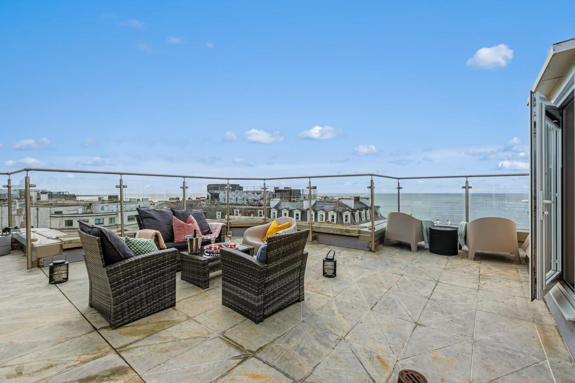 Airhost'S Brighton'S Best Green Diamond Escape With Sea Views Apartment Екстериор снимка